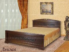 Кровати из дерева выполняются из массива сосны и обрабатываются мебельными лаками.