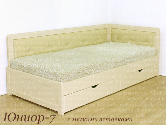 деревянная угловая кровать