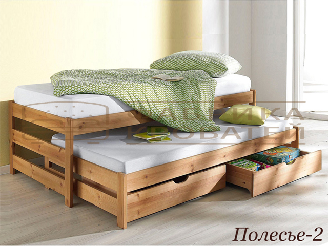 деревянная кровать для двоих с ящиками