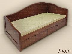 деревянная кровать с тремя спинками